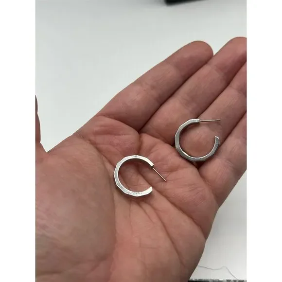 Silver Faceted Hoop Earrings Lightweight Secure Lock Back - Picture 3 of 3